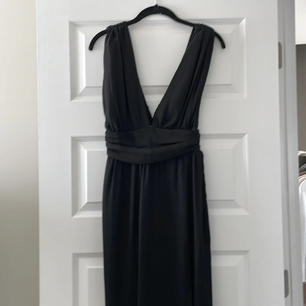 Worn Once! REVOLVE  Superdown long dress in black is a stunner - size: XS - Picture 4 of 9